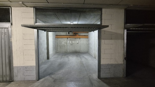 Foto Box in Via Egidio Folli 8, Milano in vendita