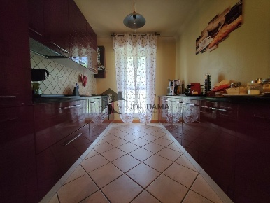 Foto Appartamento in Via Venezia, Desenzano del Garda Desenzano Centro