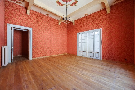 Foto Appartamento in Via Santa Teresa, Torino Piazza Solferino di 190 m²