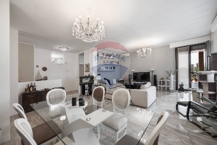 Foto Appartamento a Nerviano Centro di 158 m² con 4 locali in vendita