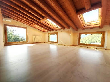 Foto Villa singola in Via Giulia Ravelli, Villa Carcina Centro di 380 m²