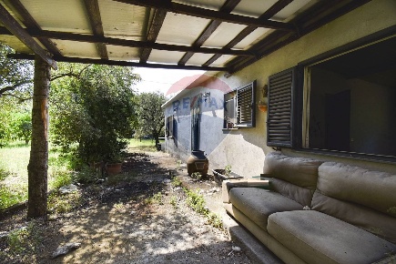 Foto Casa indipendente in Via Giordano Bruno, Zafferana Etnea di 73 m²