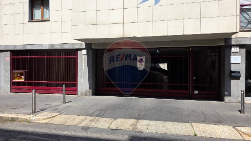 Foto Box in Via Soperga, Milano in vendita