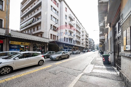 Foto Appartamento in piave, Varese Centro di 113 m² con 4 locali in vendita