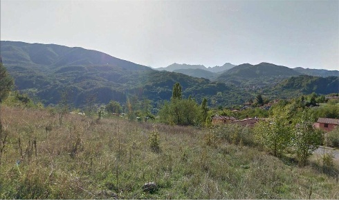 Foto Terreno edificabile a San Romano in Garfagnana San Romano di 810 m²
