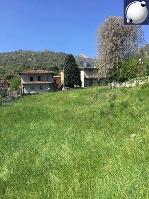 Foto Terreno edificabile in Via Foscolo, Erba Centro di 890 m² in vendita