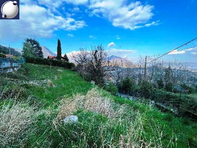 Foto Terreno edificabile in Via San Giorgio, Erba Centro di 1475 m²