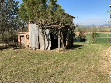 Foto Terreno edificabile a Marsciano di 2150 m² in vendita