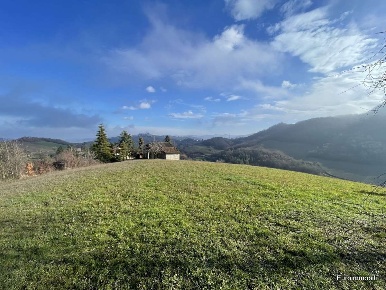 Foto Terreno edificabile in Magrignano, Neviano degli Arduini Magrignano