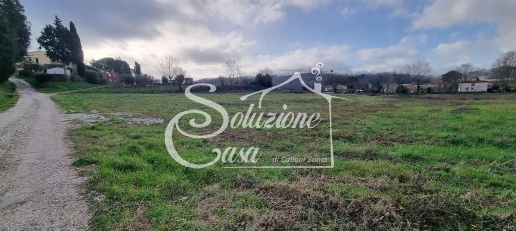 Foto Terreno residenziale a Fauglia di 1000 m² in vendita