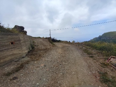 Foto Terreno agricolo a Castelmola di 2200 m² in vendita
