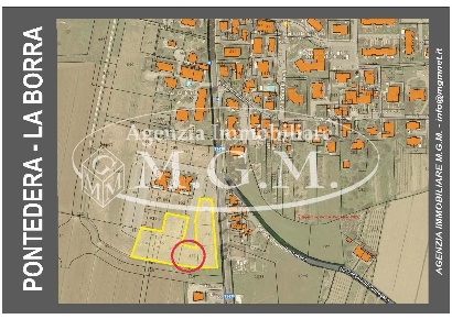 Foto Terreno residenziale a Pontedera Santa Lucia, La Borra di 593 m²