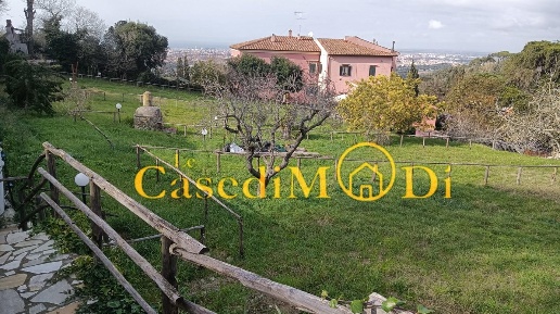 Foto Terreno agricolo a Livorno Montenero Basso - Montenero Alto di 1850 m²