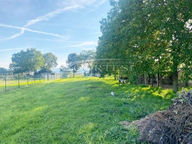 Foto Terreno residenziale in via roma, San Giustino di 4300 m² in vendita