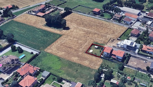 Foto Terreno edificabile in VIA CRISPI, Nerviano Centro di 420 m²