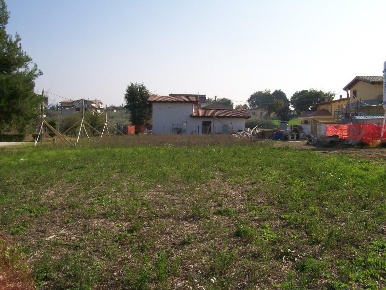 Foto Terreno edificabile a Cepagatti di 780 m² in vendita