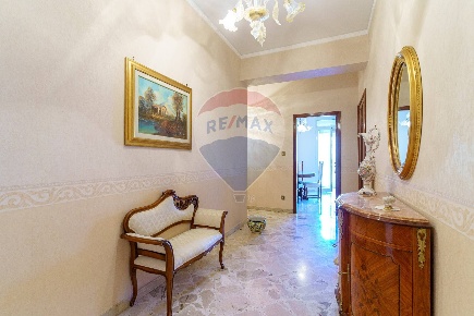 Foto Appartamento in Via San Nicola, Enna Centro di 107 m² con 5 locali