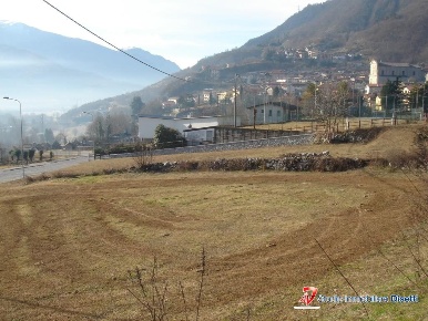 Foto Terreno edificabile in Losine via T. Olivelli, Losine Centro