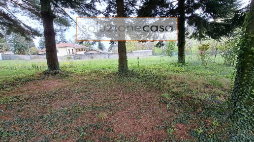 Foto Terreno residenziale in VIA CAPRIOLO 7, Solbiate Arno di 3100 m²