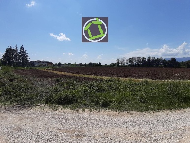 Foto Terreno agricolo in senza nome, Cordenons di 10400 m² in vendita