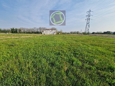 Foto Terreno agricolo a Cordenons Centro di 2110 m² in vendita
