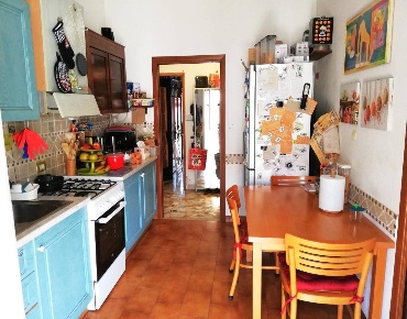 Foto Appartamento in VIA AGUIARI, Ferrara Canapa di 103 m² con 5 locali