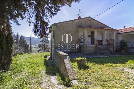 Foto Terreno agricolo in Podere Sanino, Cinigiano di 241 m² in vendita