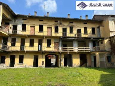 Foto Terreno edificabile a Seregno Sant'Ambrogio di 6000 m² in vendita