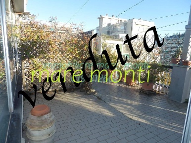 Foto Appartamento in corso tardy e benech 3, Savona di 158 m² con 7 locali