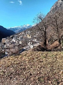 Foto Terreno edificabile in Strada vicinale, Villa di Chiavenna in vendita