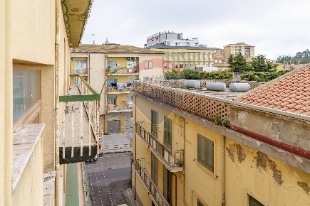 Foto Appartamento in Via Piazza Armerina, Enna Centro di 184 m² in vendita