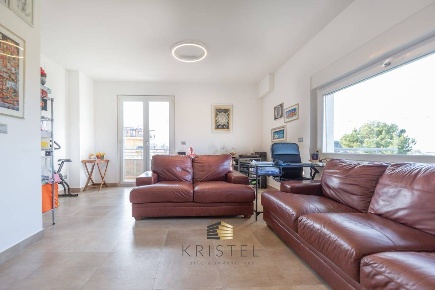 Foto Villa bifamiliare in Strada Vicinale San Michele, Pescara di 300 m²