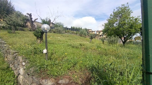 Foto Terreno edificabile in VIA DI QUARTO RUBBIE, Roma Morena di 2085 m²