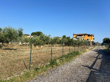 Foto Terreno edificabile a Fiano Romano di 2400 m² in vendita