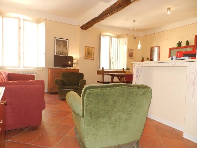 Foto Appartamento a Lucca Piazza Napoleone - San Michele di 89 m²