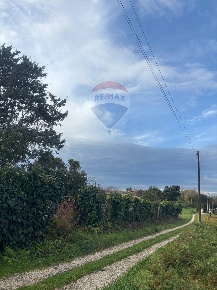 Foto Terreno residenziale in via Ticino, Anzio Villa Claudia di 1000 m²
