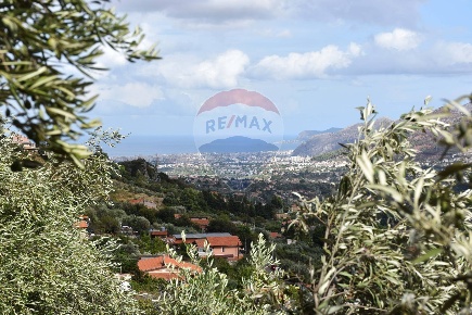 Foto Terreno residenziale in Via Esterna Spartiviolo, Monreale di 5315 m²