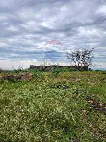 Foto Terreno residenziale in via Etnea, Gravina di Catania in vendita