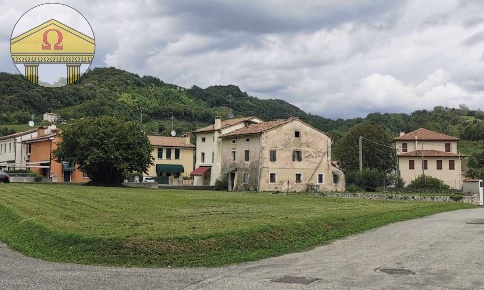 Foto Terreno residenziale a Tarzo di 1567 m² in vendita