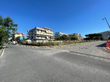 Foto Terreno residenziale in Via Pardo, Maddaloni Centro di 1000 m²