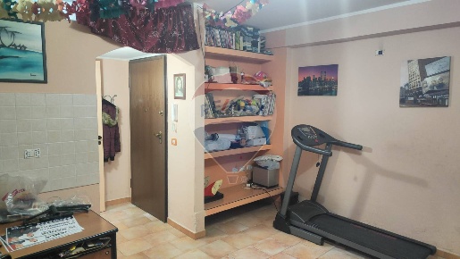 Foto Seminterrato in via federico de roberto, Aci Catena in vendita