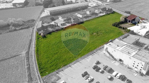 Foto Terreno industriale in Via Novara, Trecate Centro di 9600 m²