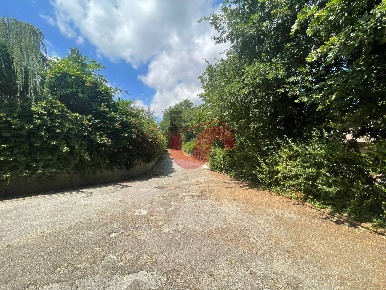 Foto Terreno residenziale in Via Manzoni, Sant'Angelo a Cupolo di 895 m²