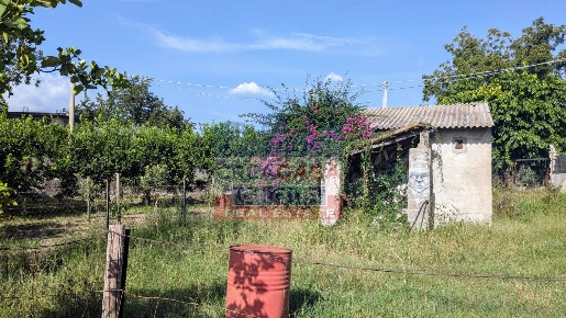 Foto Terreno agricolo in Pegno Quaderaro, Calatabiano di 4750 m² in vendita
