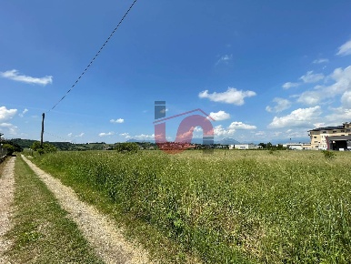 Foto Terreno industriale in Contrada Pianocappelle, Benevento di 5100 m²