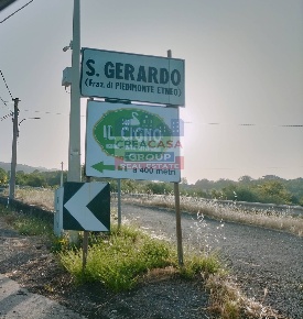 Foto Terreno agricolo in via chiovazzi, Piedimonte Etneo di 4306 m²