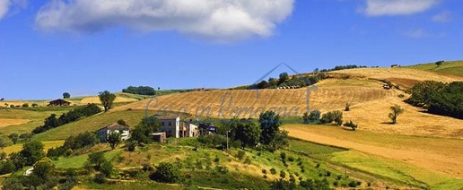 Foto Terreno edificabile in Via Roma, Montescudo-Monte Colombo di 524 m²