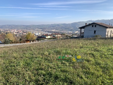 Foto Terreno edificabile a Langhirano di 200 m² in vendita