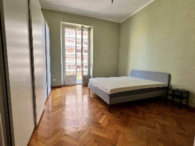 Foto Appartamento in Corso Regina Margherita, Torino San Donato di 80 m²