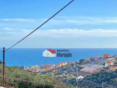 Foto Terreno edificabile in Via Giacomo Leopardi, Sanremo San Bartolomeo